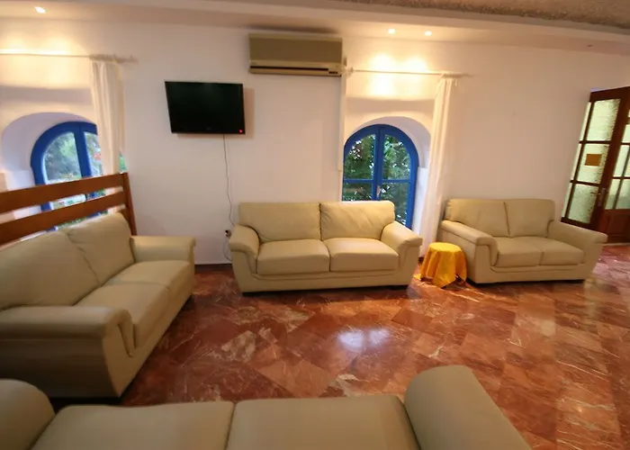 Mare Naxia Ξενοδοχείο 2*