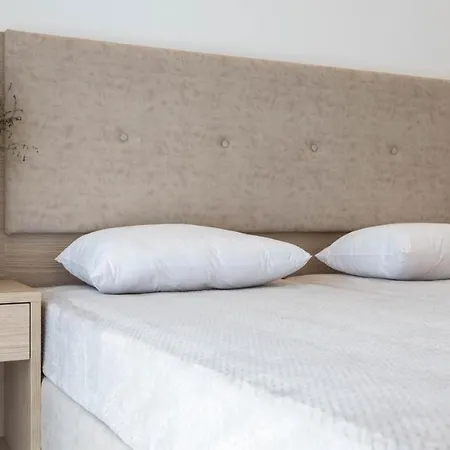 Szálloda Mare Naxia 2*