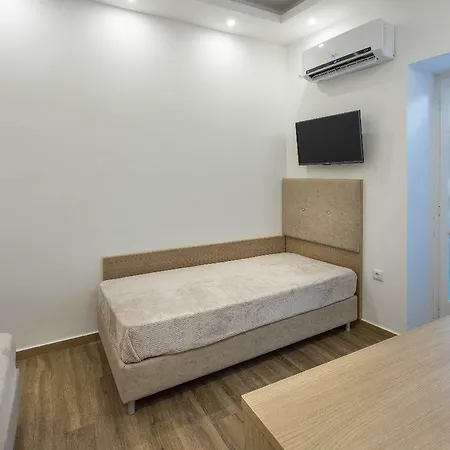 Mare Naxia Hotel